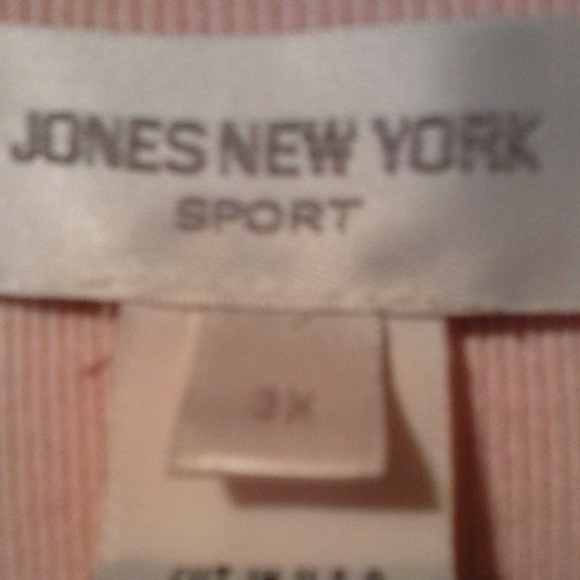 JONES NEW YORK SPORT WOMEN'S PINK TOP (NWT) - Picture 2 of 4